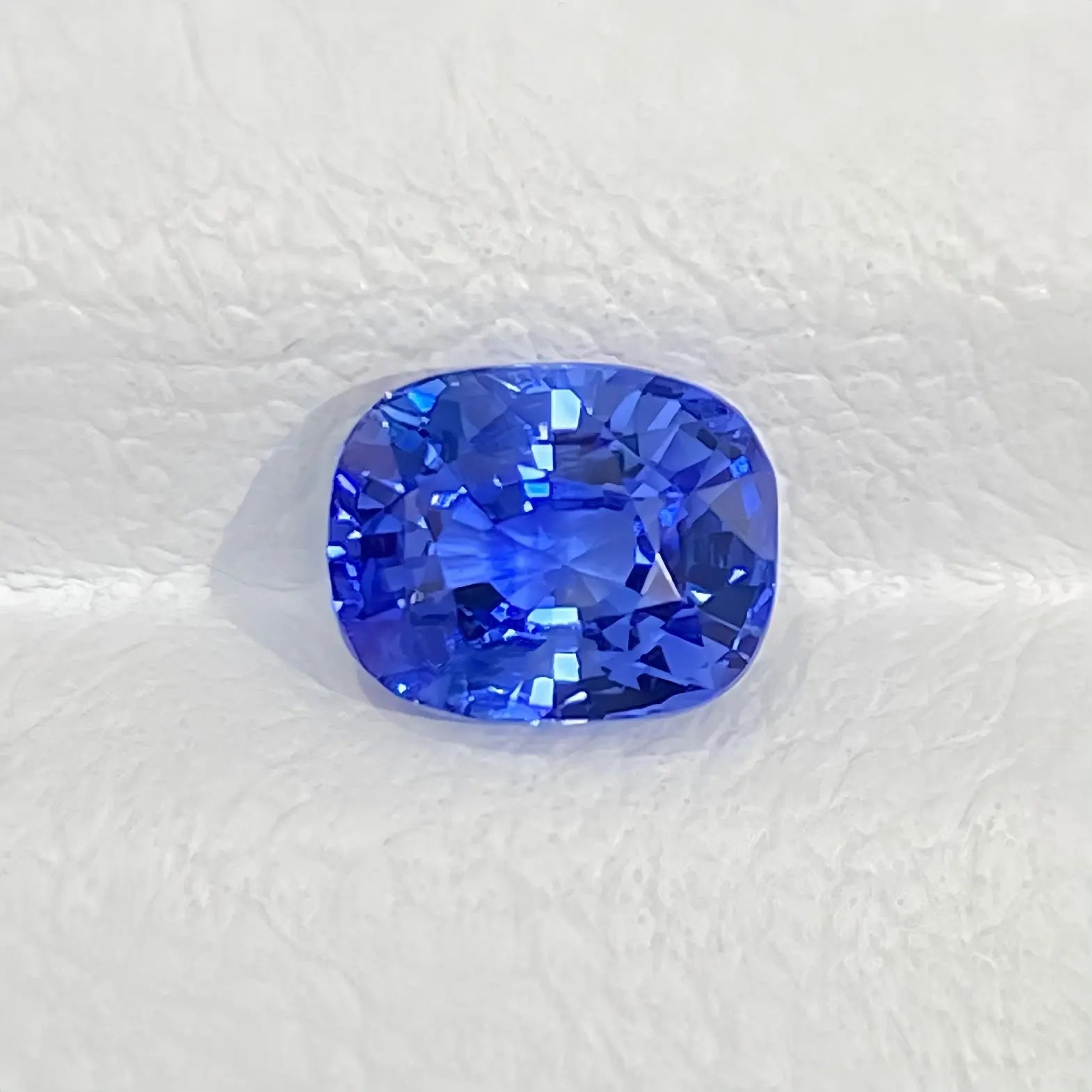 1.36ct Vivid Cornflower Blue Sapphire Gemstone