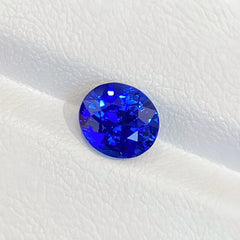 Sapphire Under Microscope Showing No Dark Areas