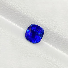 GRC Certified Royal Blue Sapphire Close-up