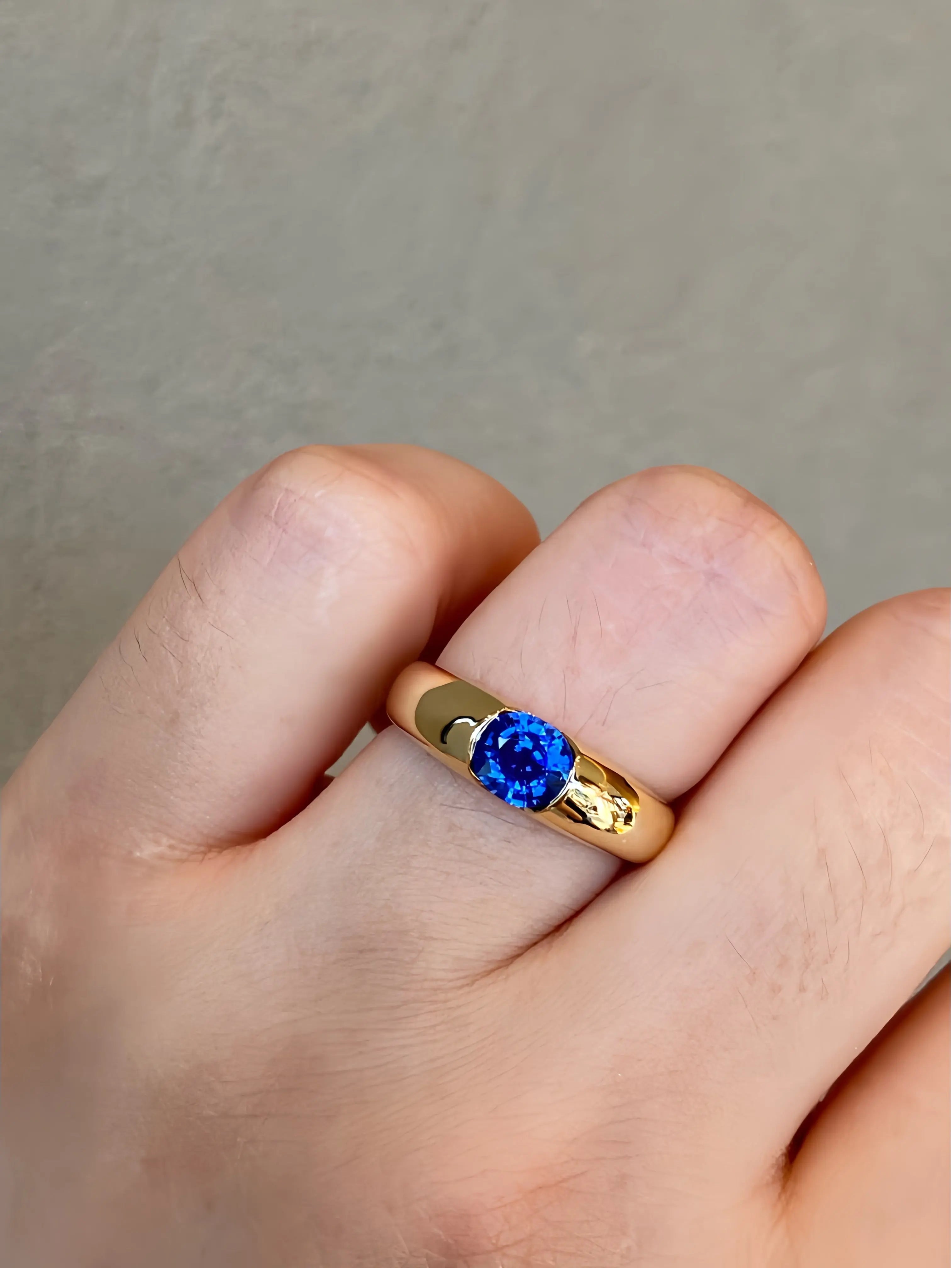 Luxury Ring with Gemstone Closeup